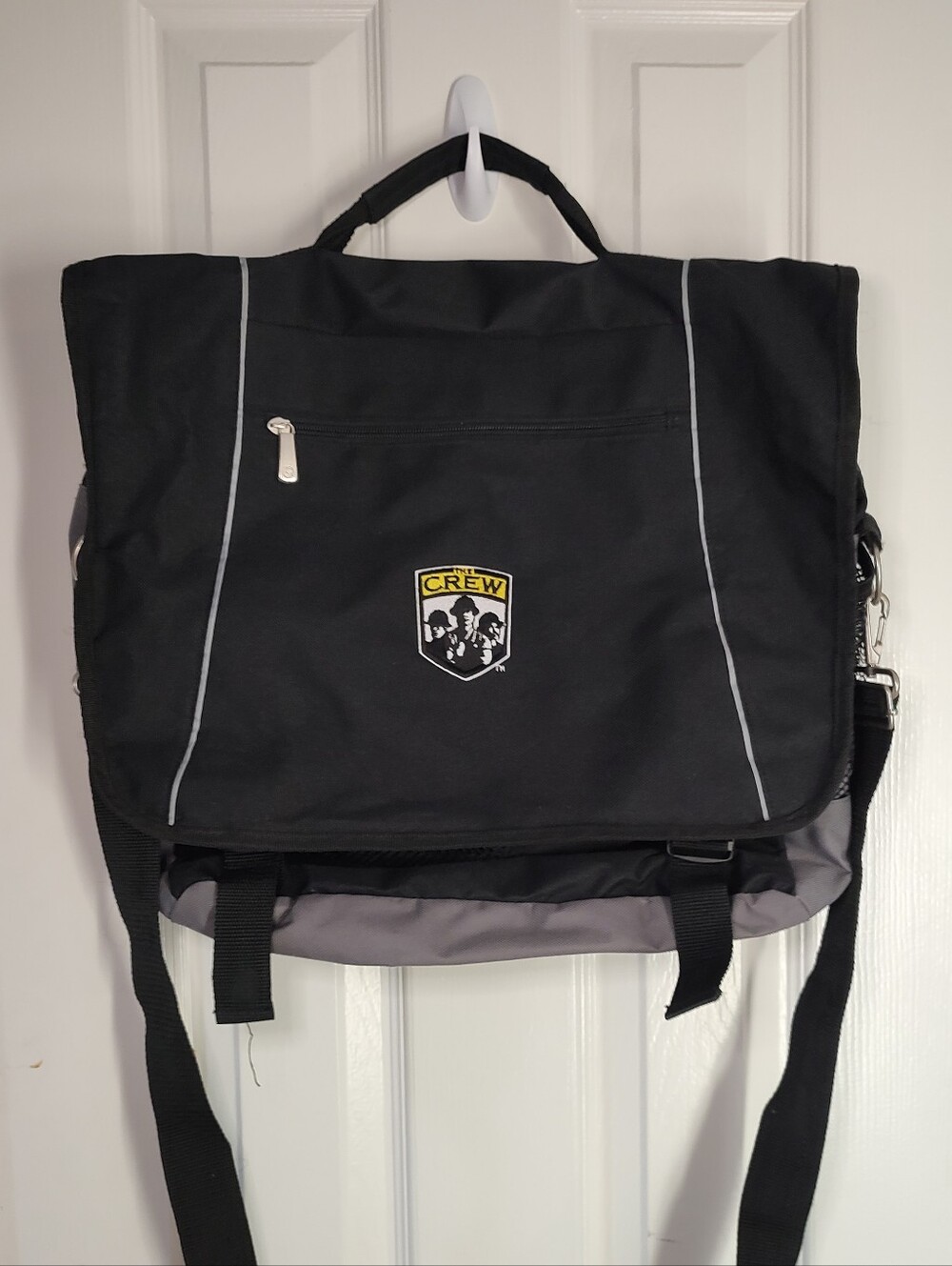 The Crew Movie Cast Wrap Gift Messenger Bag Black Organizer Flawed